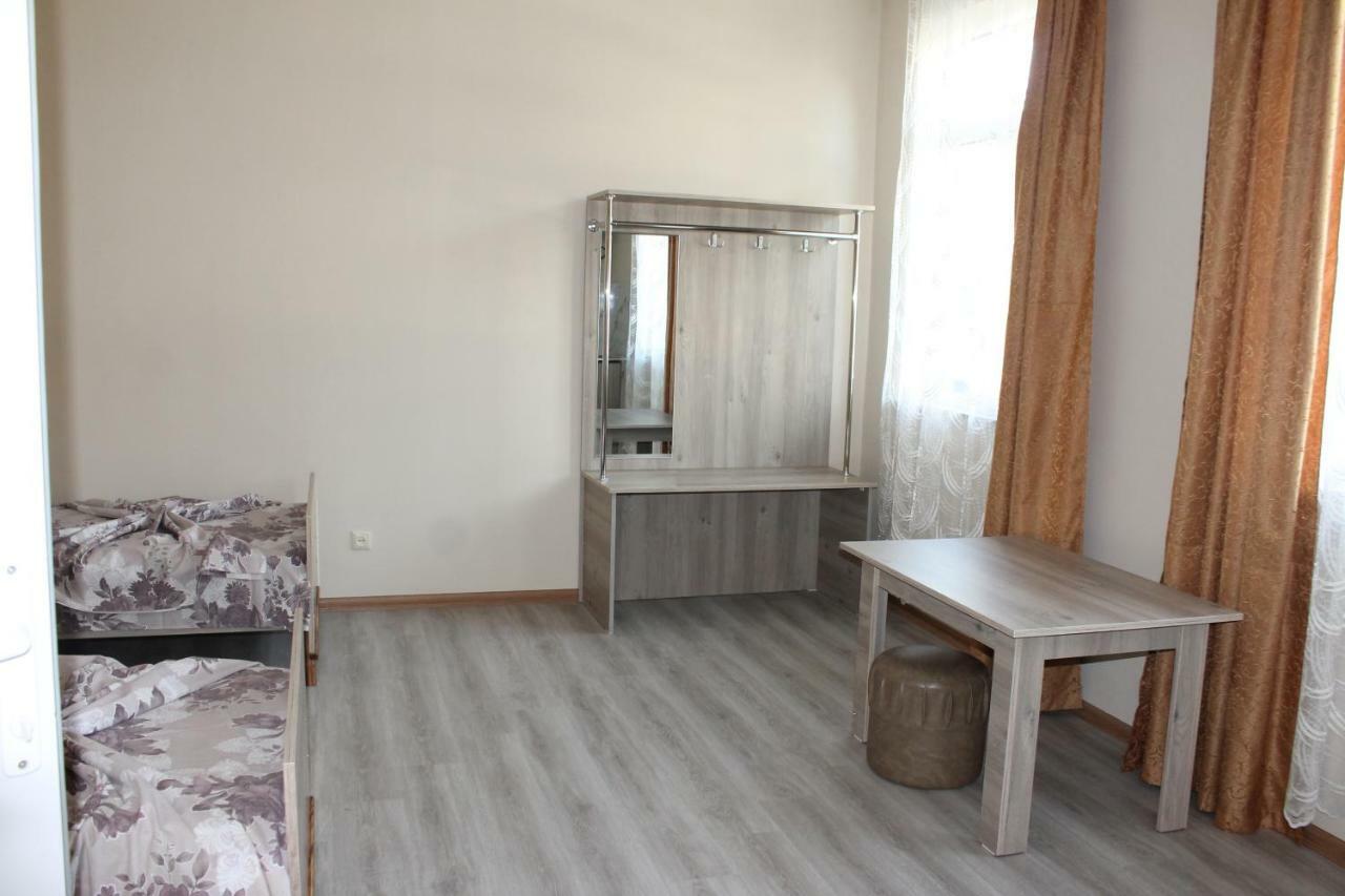 Iren Apartment Batumi Esterno foto