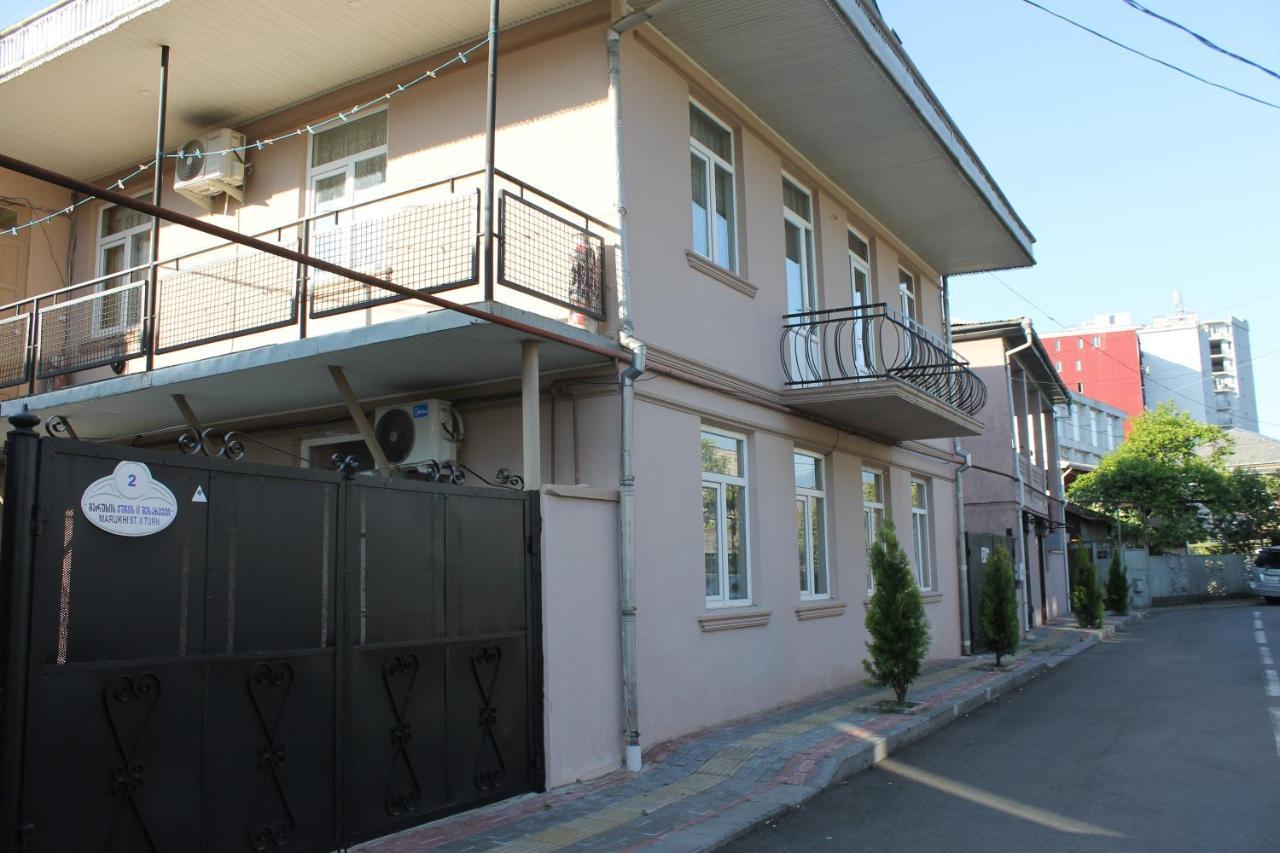 Iren Apartment Batumi Esterno foto